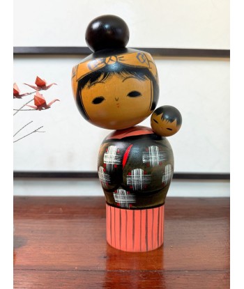 Kokeshi créative vintage de Miyashita Hajime | babysitter "Oshin" 22 cm acheter en ligne