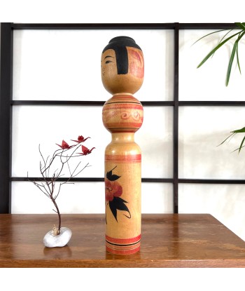 Kokeshi traditionnelle de style tsugaru de Yoshiki Sato | Fleur de pivoine du meilleur 